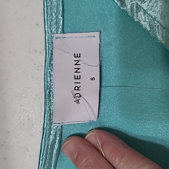 Adrienne women's boutique shiny blue metallic top with tie-front size Small - Picture 6 of 9